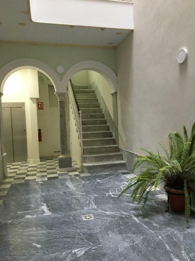 Apartamento Nuevo En Casa Tipo Palacio Cadice Esterno foto